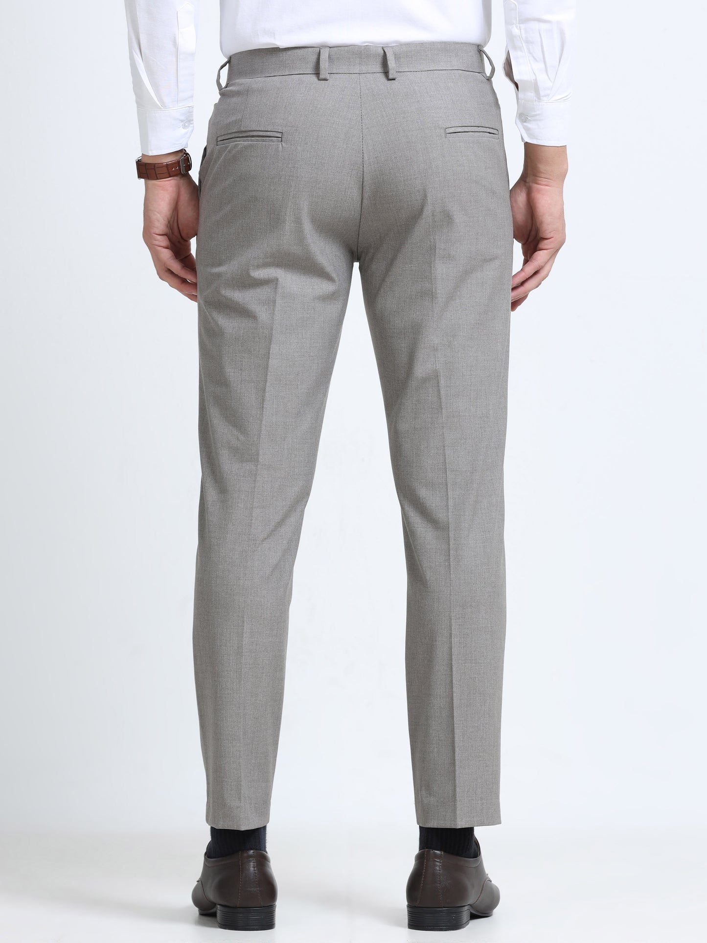 MEN’S LT GREY Slim-Fit Trousers for a Sleek, Professional Appearance
