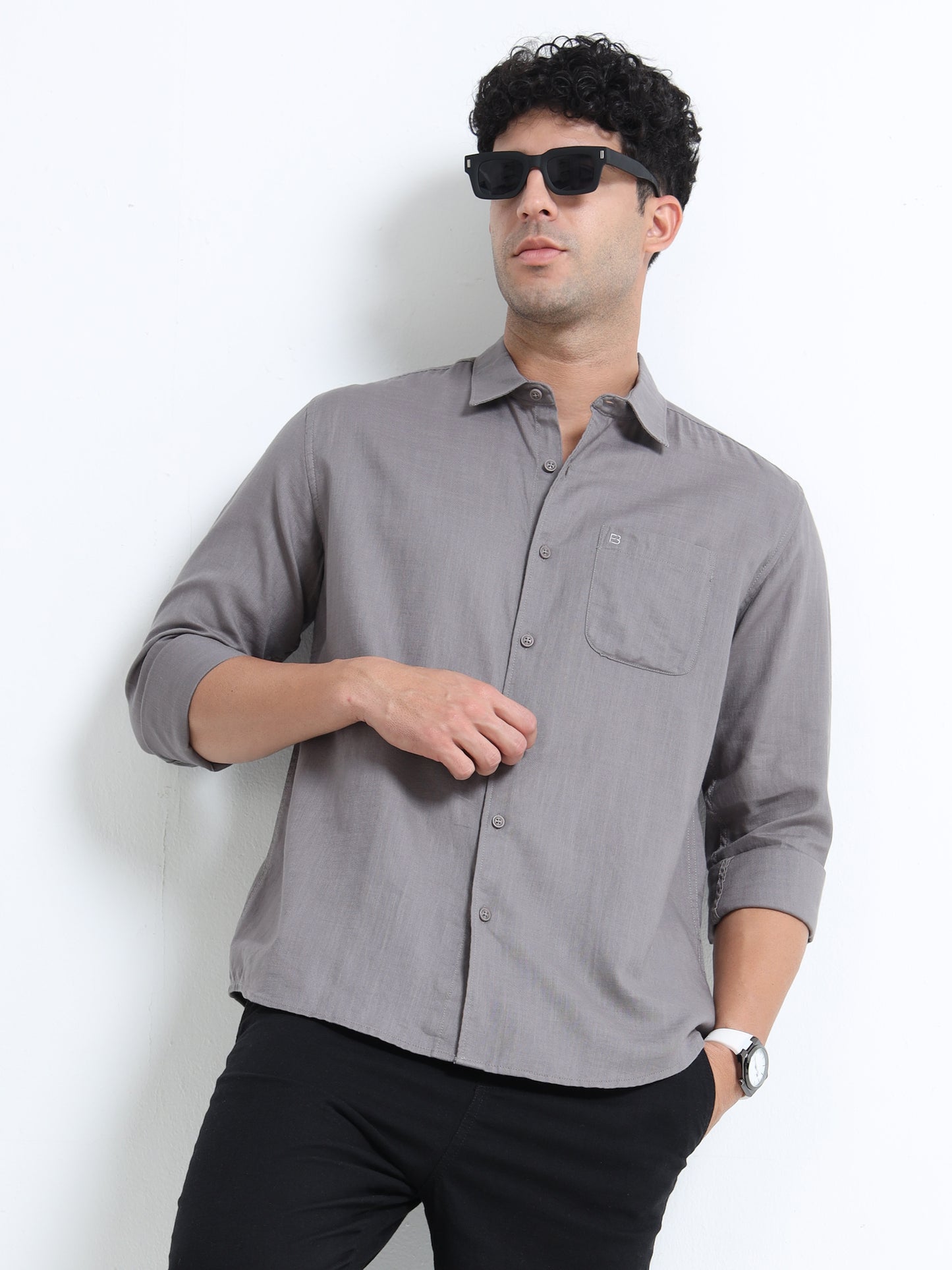 Men's GREY Casual Button-Down Shirt for Effortless Style