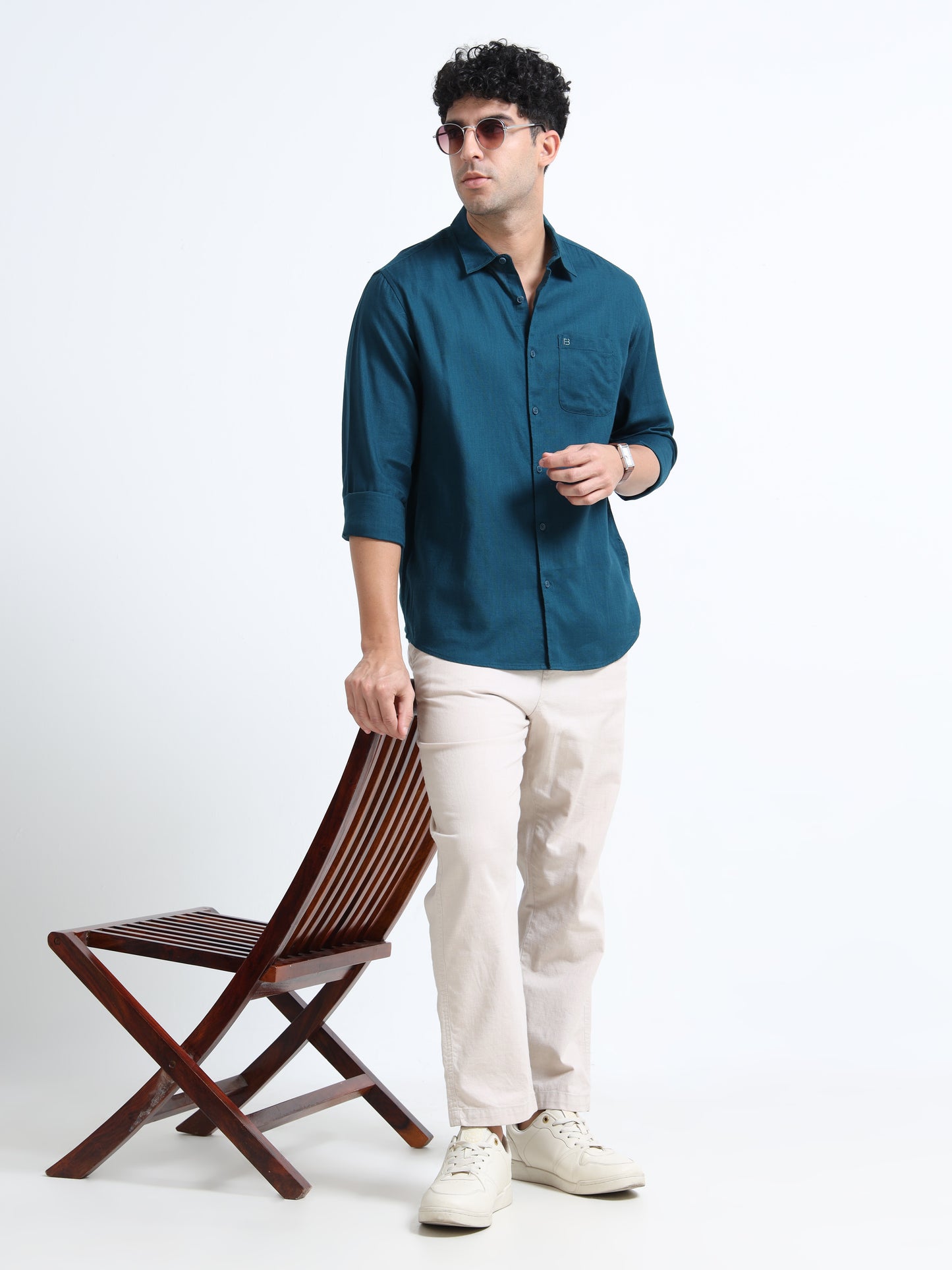 Men's AQUA GREEN Casual Button-Down Shirt for Effortless Style